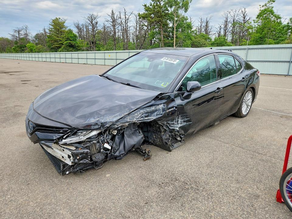 2019 TOYOTA CAMRY HYBRID 4T1B21HK5KU515677