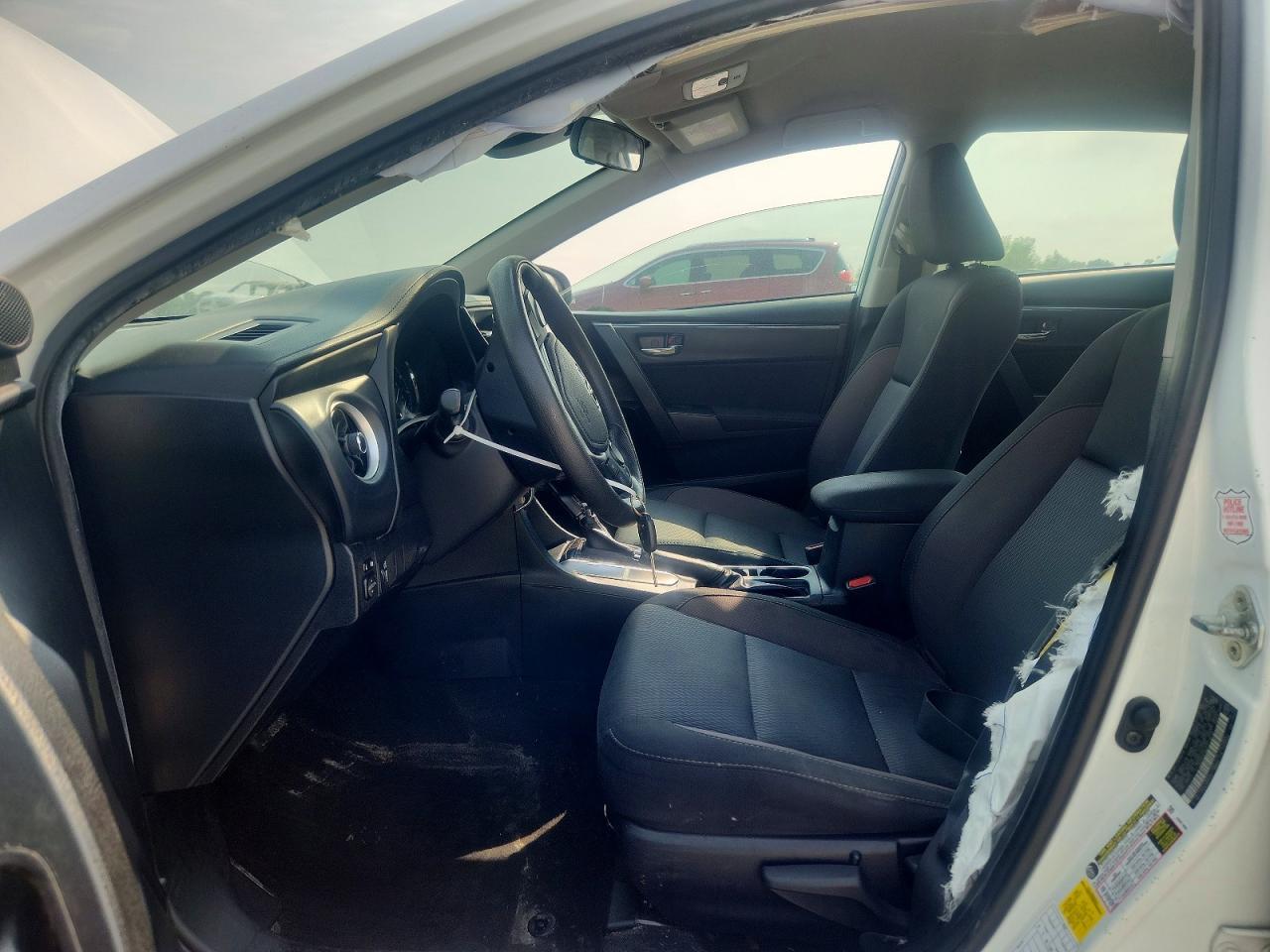 2019 TOYOTA COROLLA LE — Фото 7 из 12