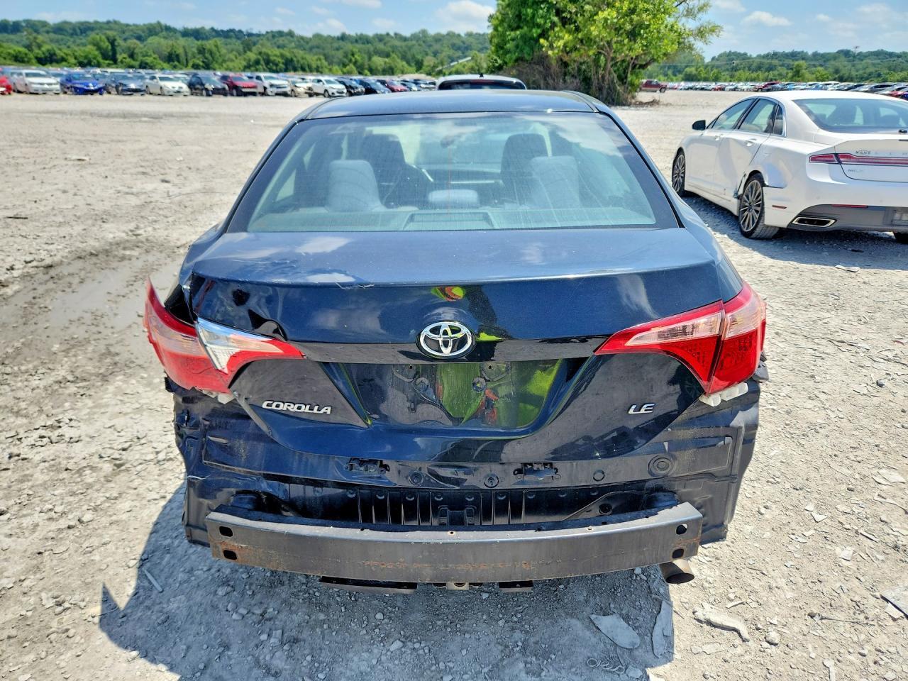2019 TOYOTA COROLLA L — Фото 6 из 13