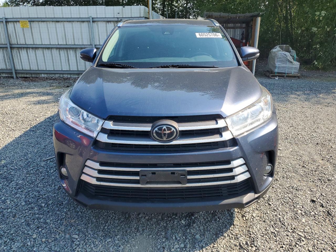 2019 TOYOTA HIGHLANDER XLE — Фото 5 из 14