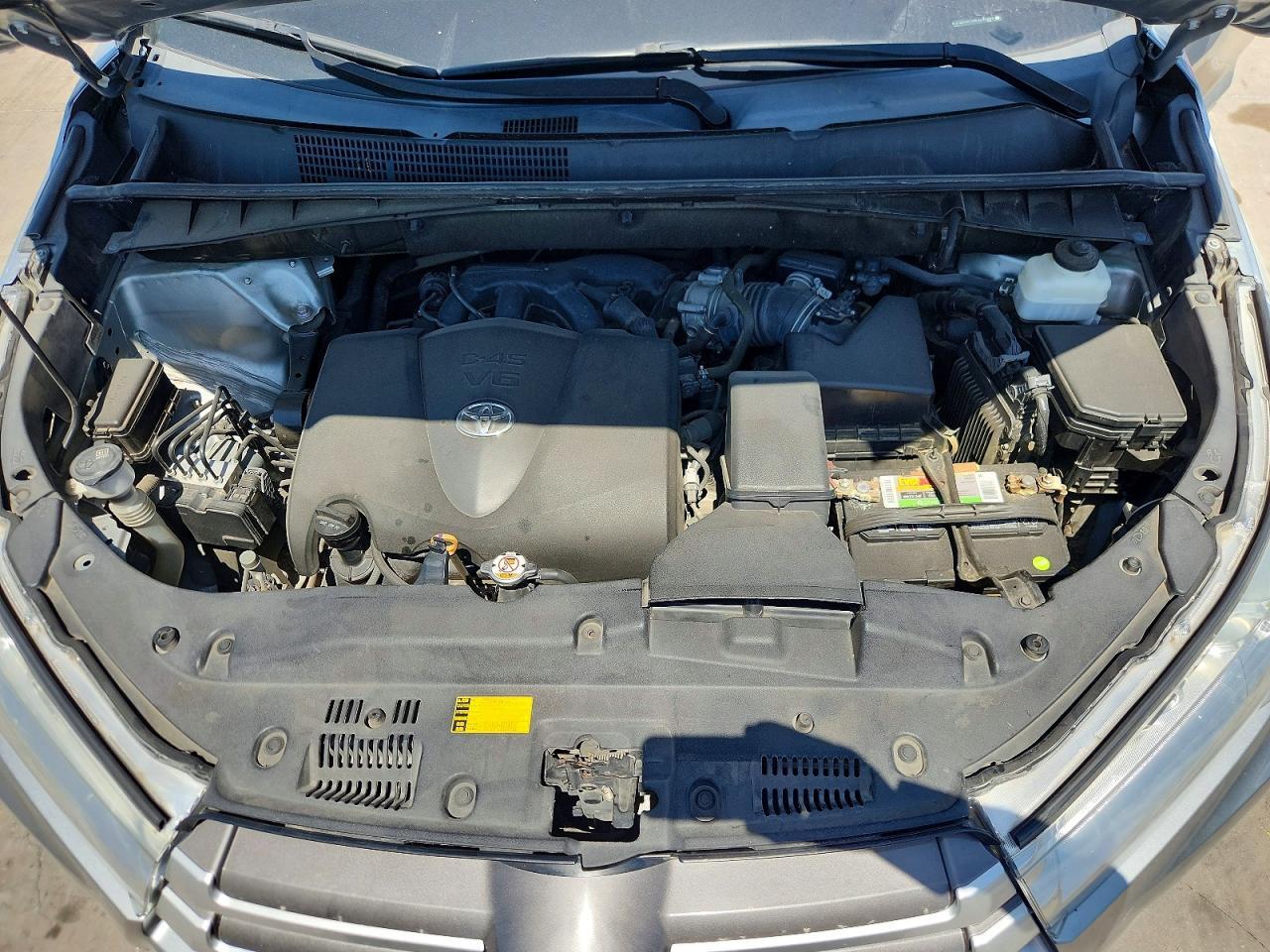 2019 TOYOTA HIGHLANDER LE — Фото 12 из 13