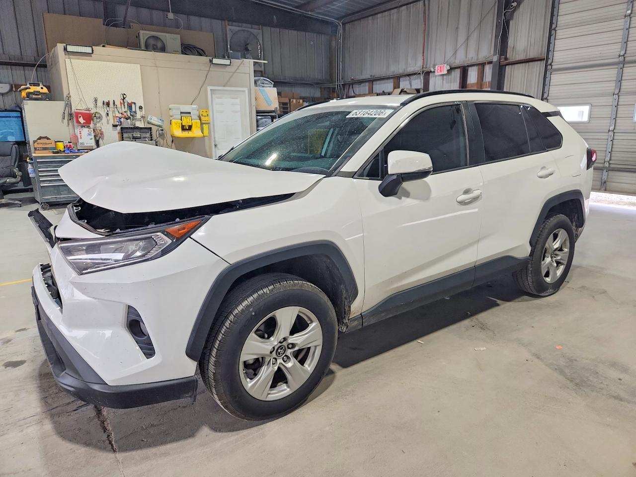 2019 TOYOTA RAV 4 2T3P1RFV2KW059536
