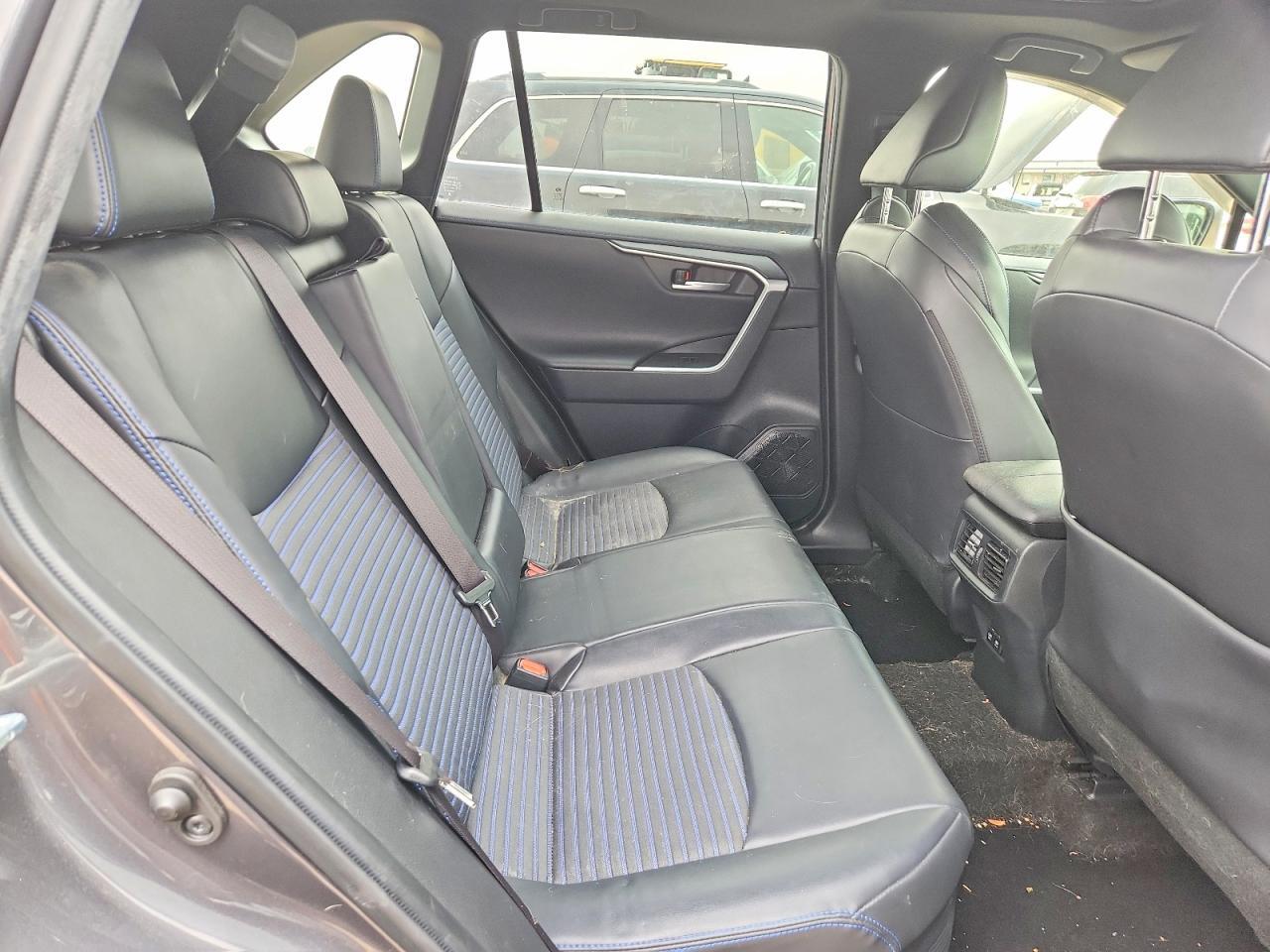 JTMEWRFVXKJ005229 2019 TOYOTA RAV4 photo no. 11