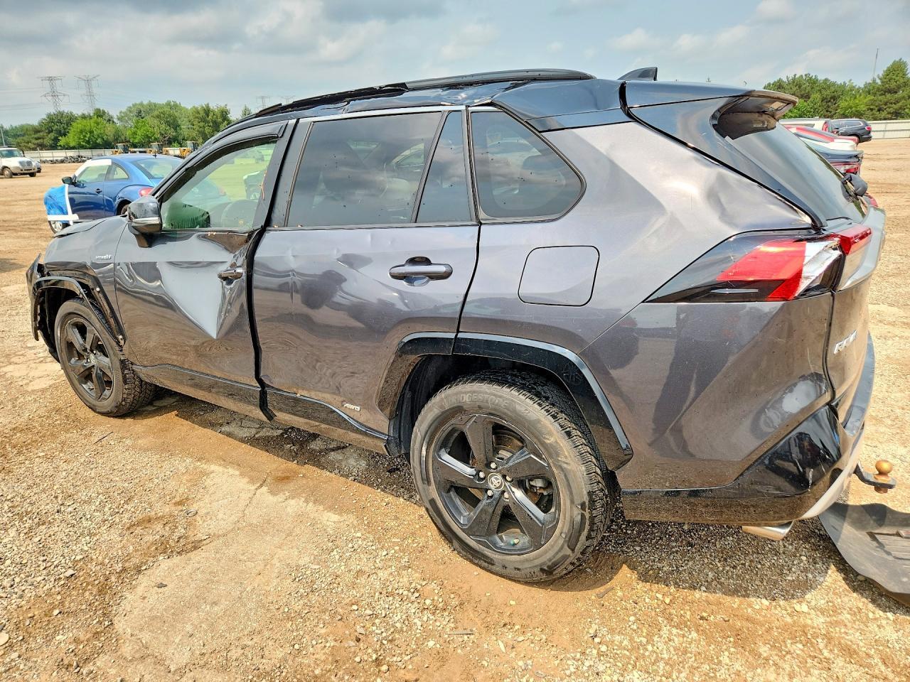 JTMEWRFVXKJ005229 2019 TOYOTA RAV4 photo no. 2