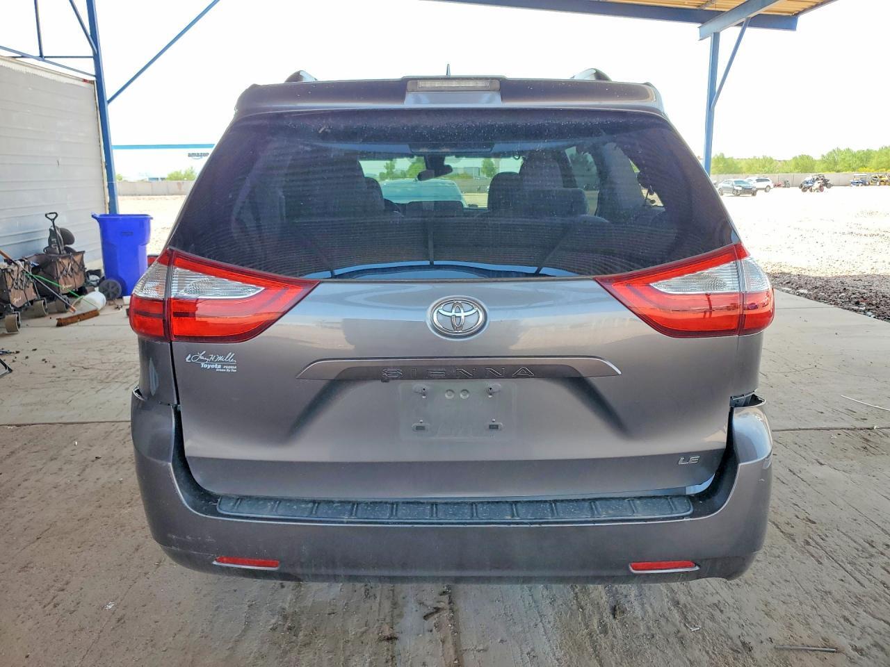 5TDKZ3DC5KS019275 2019 TOYOTA SIENNA photo no. 6
