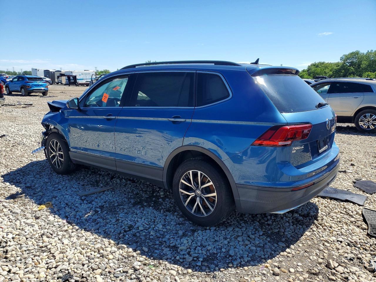 2019 VOLKSWAGEN TIGUAN SE — Фото 2 из 13
