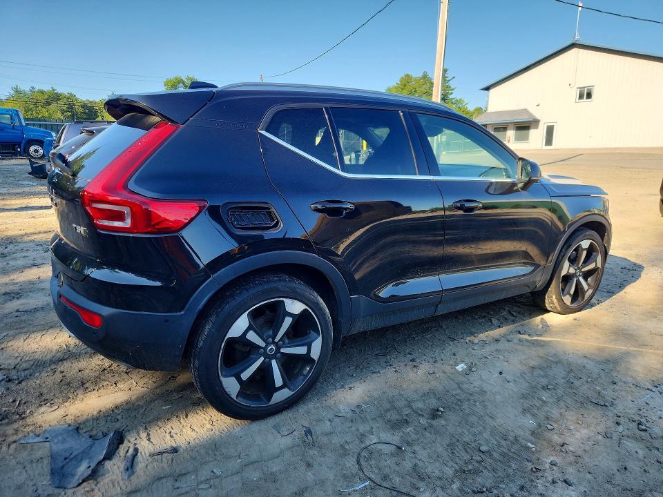 2019 VOLVO XC40 T5 INSCRIPTION — Фото 3 из 13