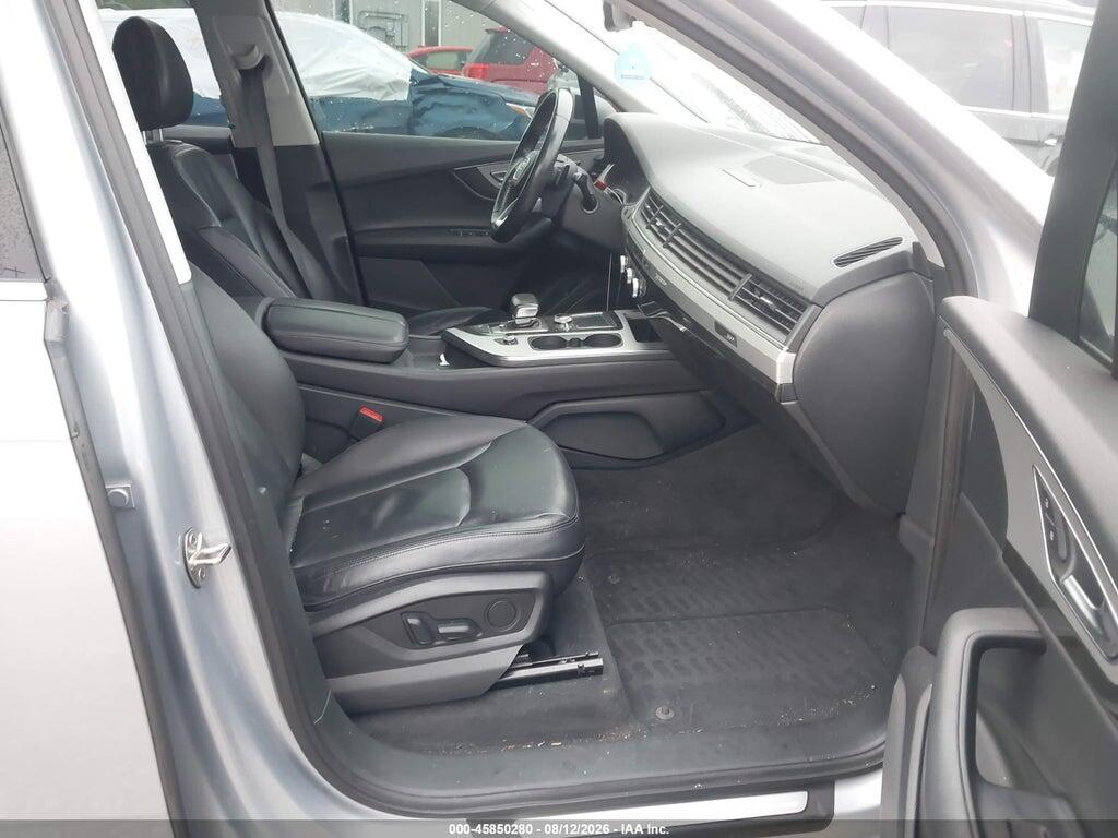 WA1AHAF75KD025957 2019 AUDI Q7 photo no. 5