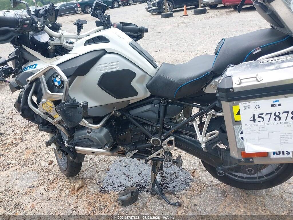 WB10A1208EZ095987 2014 BMW R1200 photo no. 9