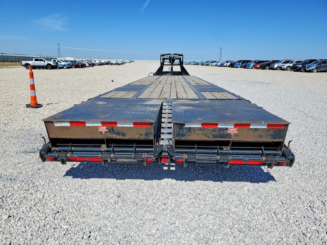2021 PJ TRAILER FLATBED TR — Фото 6 из 9