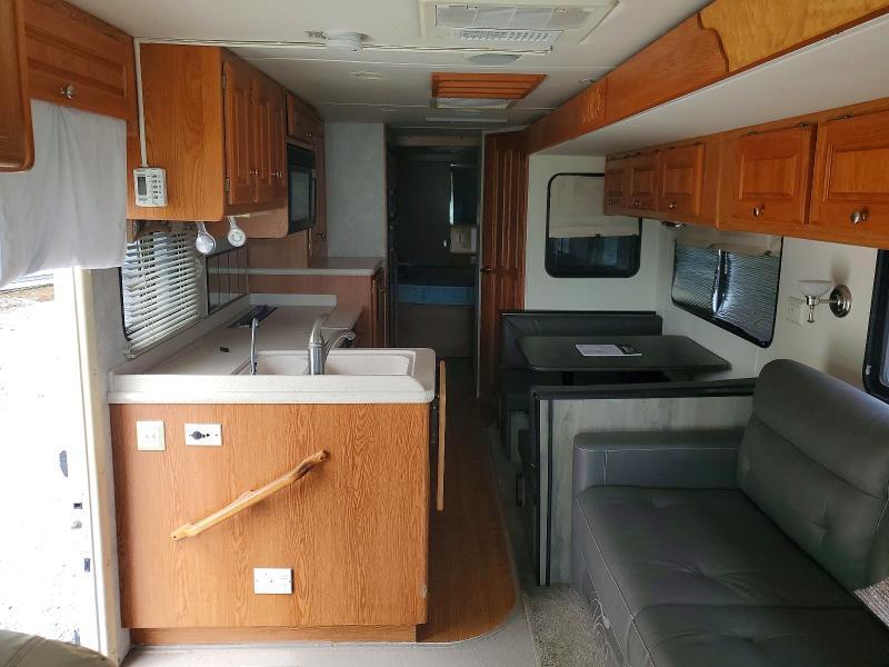 2003 WOKHORSE RECREATIONAL VEHICLE (RV) — Фото 6 из 10