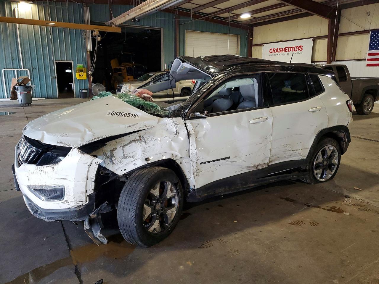 3C4NJDCB1JT231680 2018 JEEP COMPASS photo no. 1