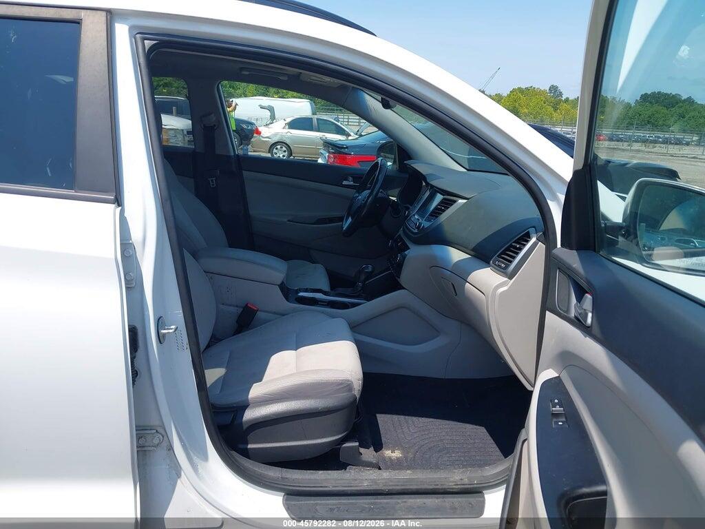 KM8J3CA29JU687658 2018 HYUNDAI TUCSON photo no. 5