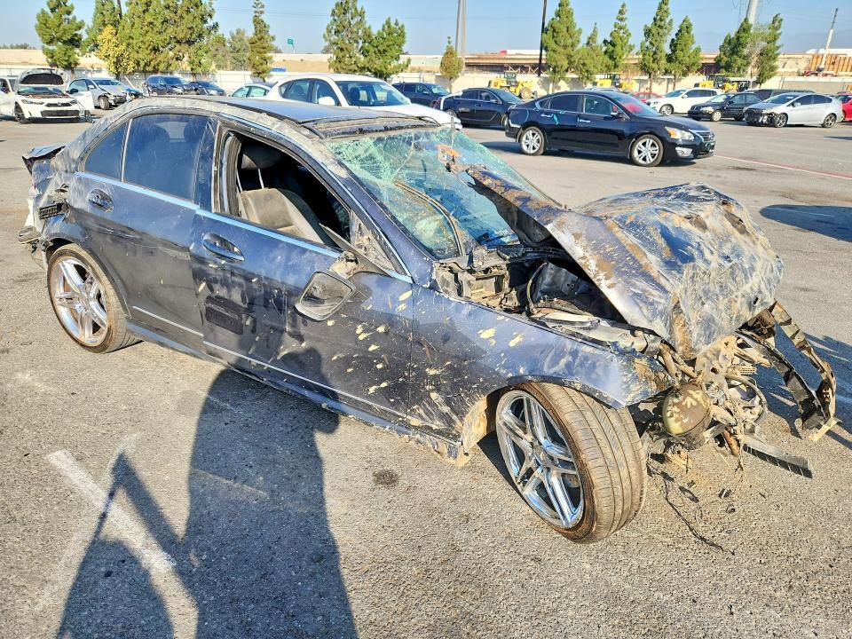 WDDGF54X09F208493 2009 MERCEDES-BENZ C photo no. 4