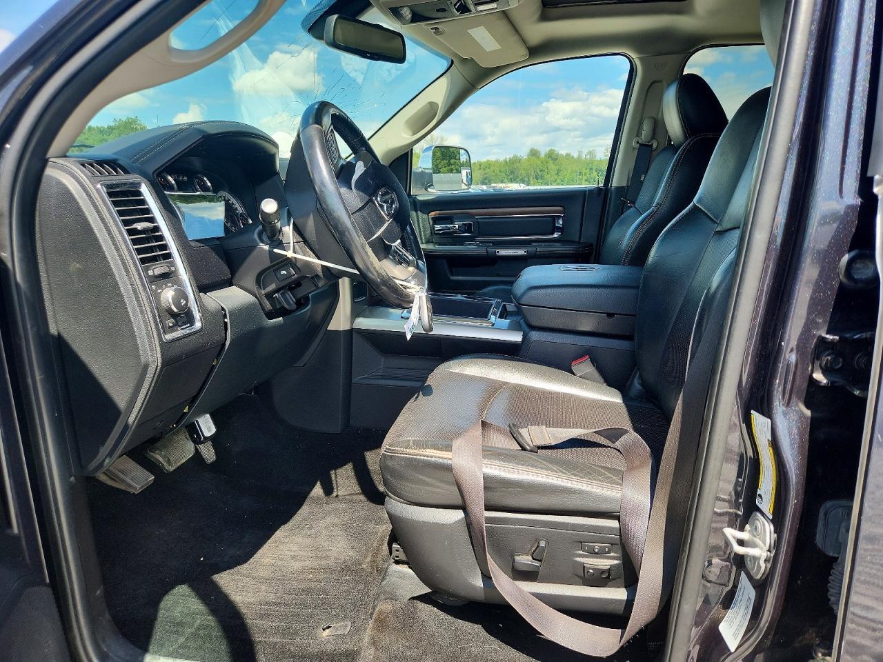 2015 RAM 2500 LARAMIE — Фото 7 из 13