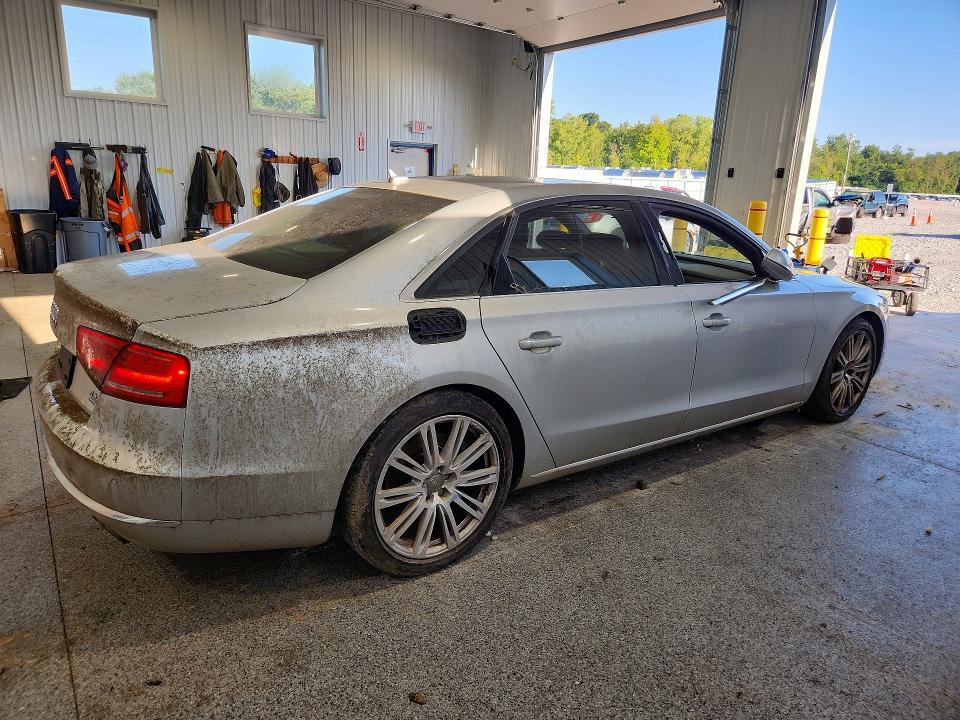 2011 AUDI A8 L QUATTRO — Фото 3 из 13