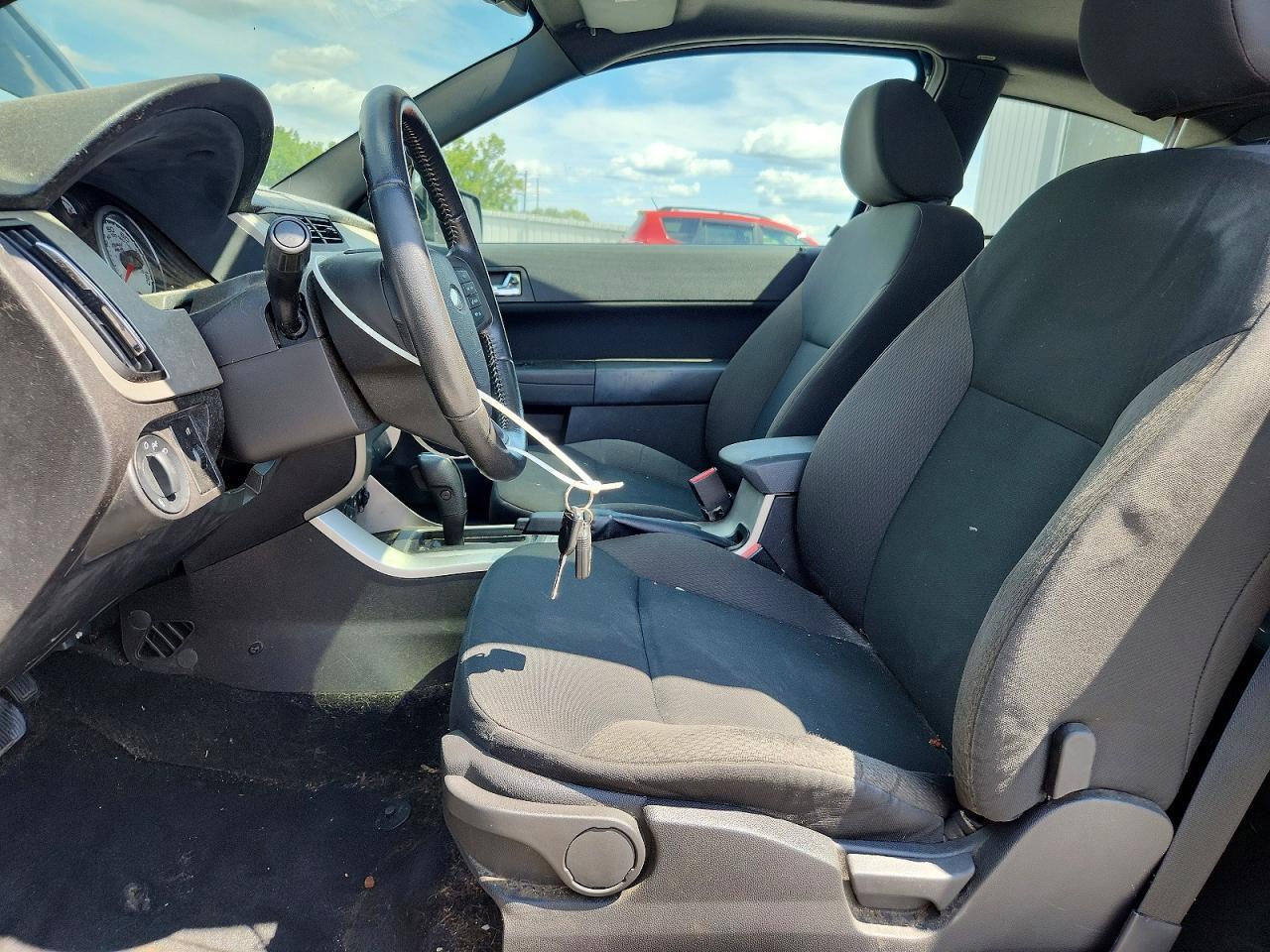 2010 FORD FOCUS SES — Фото 7 из 12