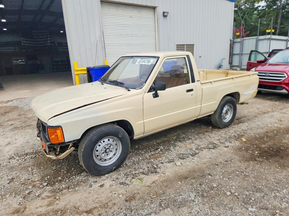 1984 TOYOTA PICKUP JT4RN50R0E0009082