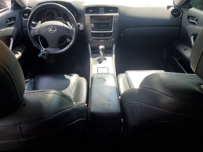 2009 LEXUS IS 250 — Фото 8 из 13
