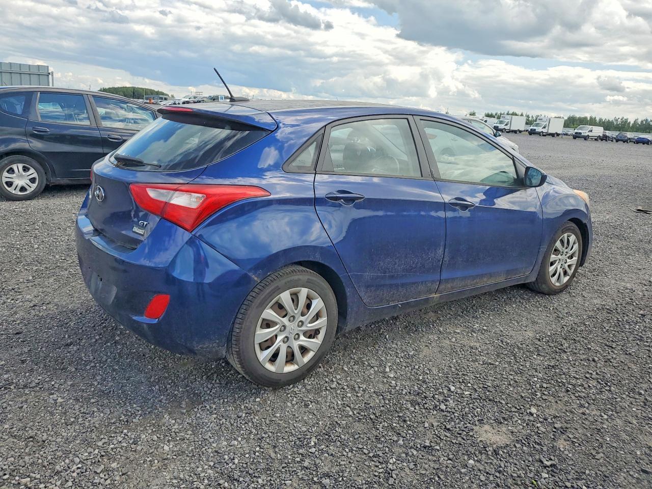 2013 HYUNDAI ELANTRA GT — Фото 3 из 12