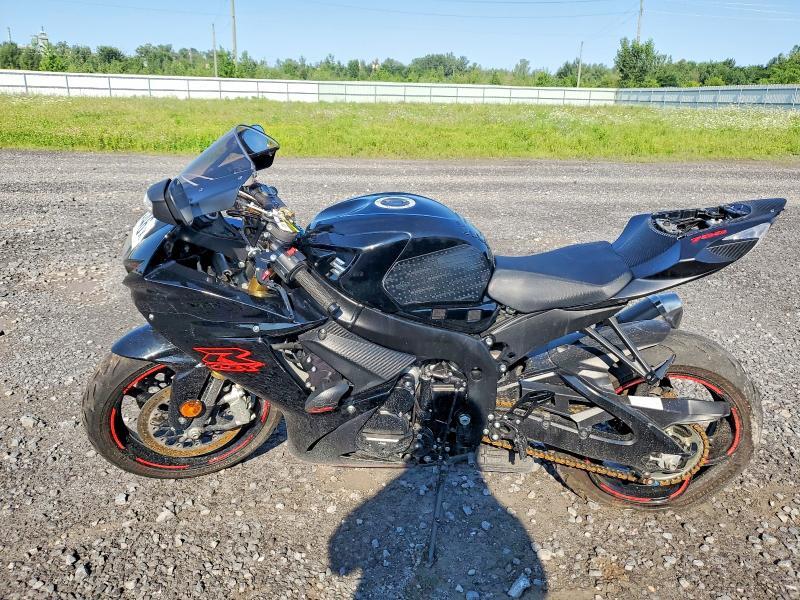 2019 SUZUKI GSX-R750 R — Фото 3 из 10