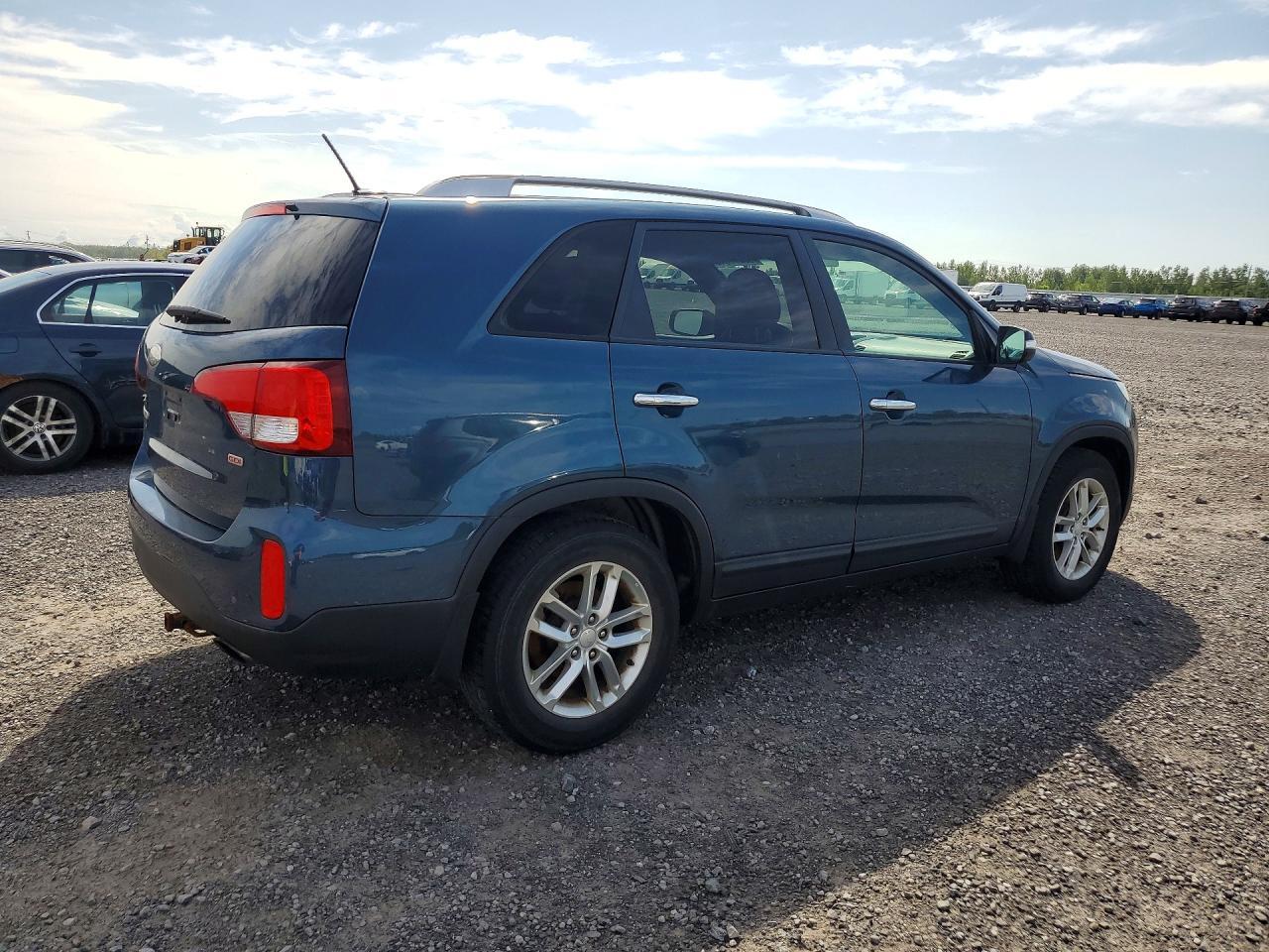 2014 KIA SORENTO LX — Фото 3 из 13