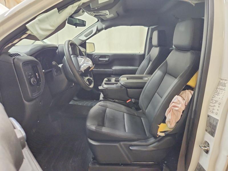 2026 CHEVROLET SILVERADO C1500 — Фото 7 из 13
