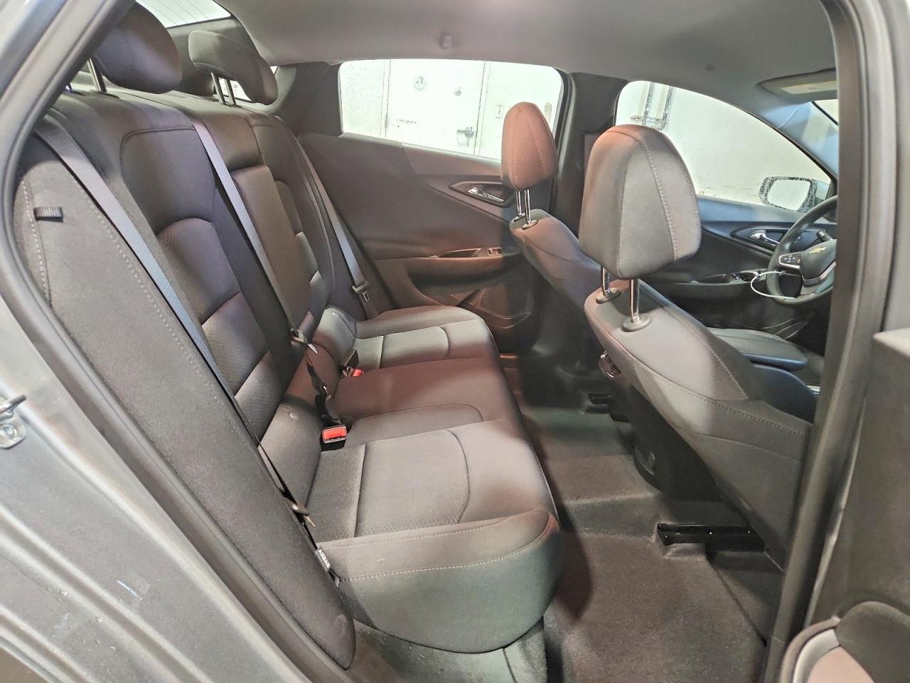 2024 CHEVROLET MALIBU LT — Фото 10 из 12