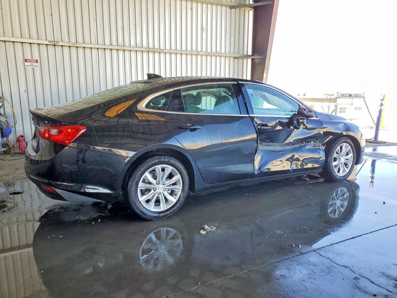2023 CHEVROLET MALIBU LT — Фото 3 из 12
