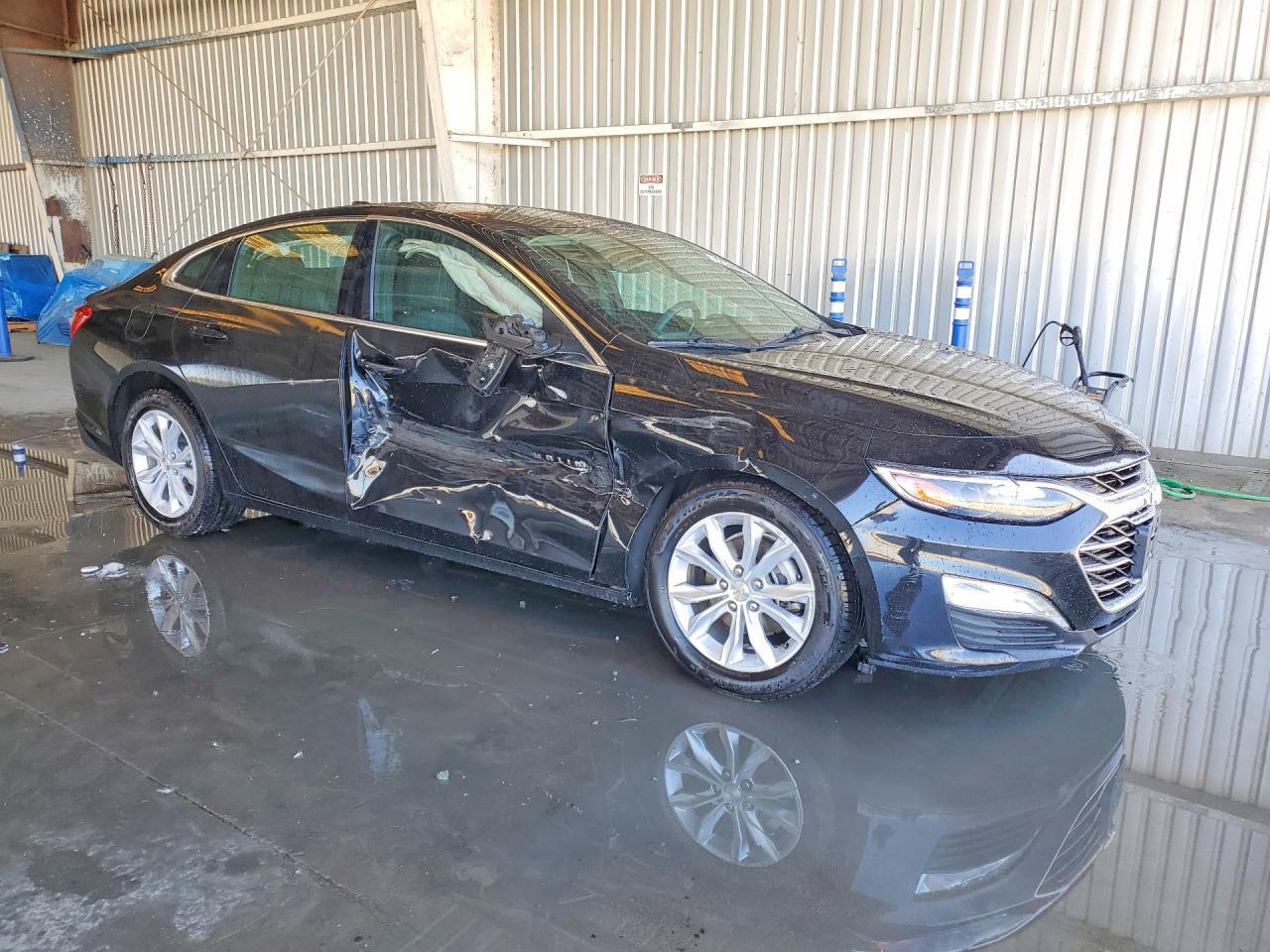 2023 CHEVROLET MALIBU LT — Фото 4 из 12