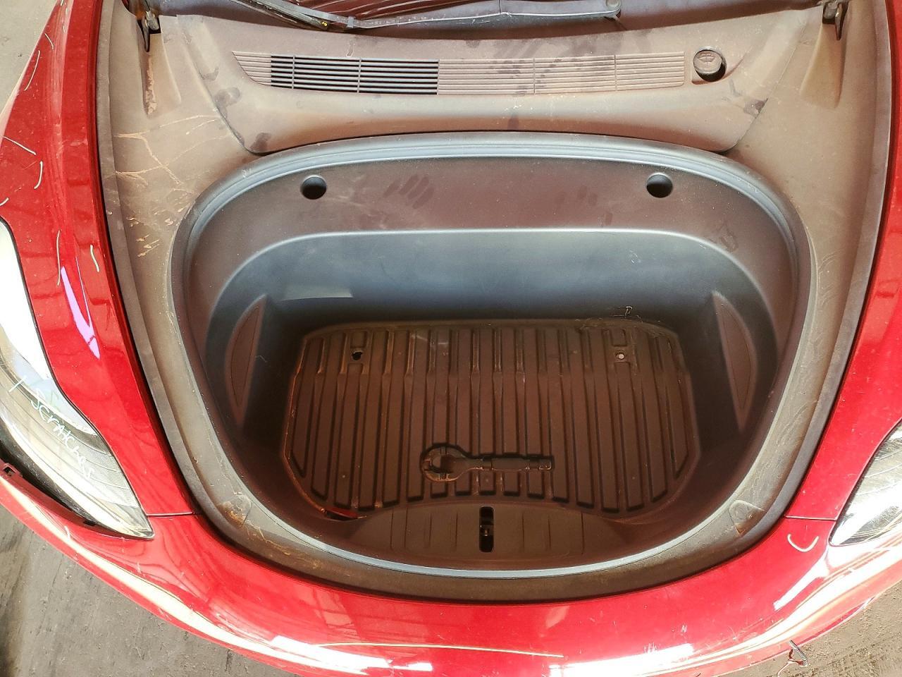 2022 TESLA MODEL 3 — Фото 11 из 12