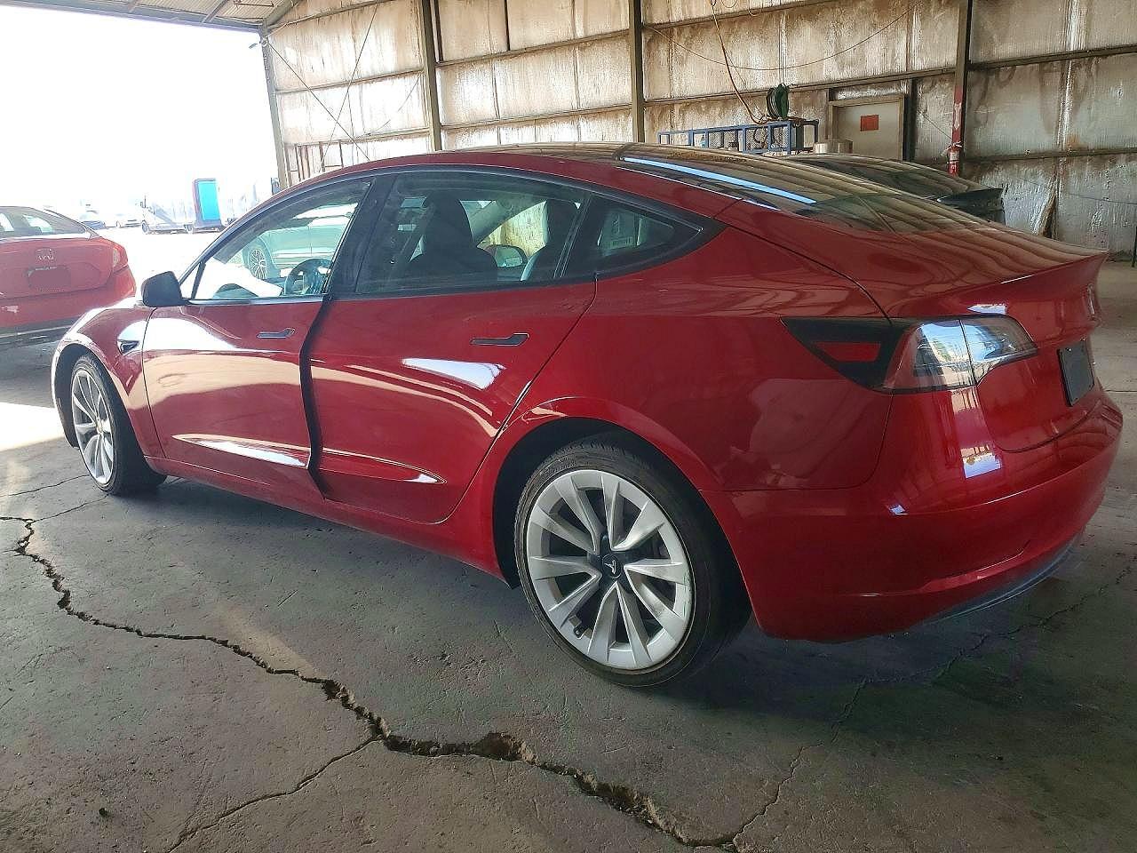 2022 TESLA MODEL 3 — Фото 2 из 12