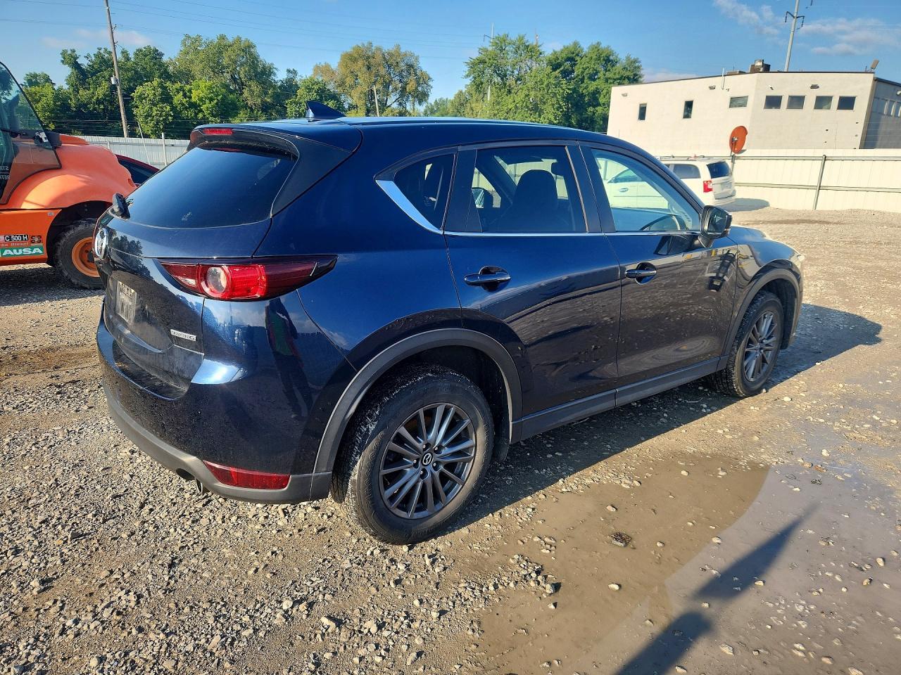 2021 MAZDA CX-5 TOURING — Фото 3 из 13