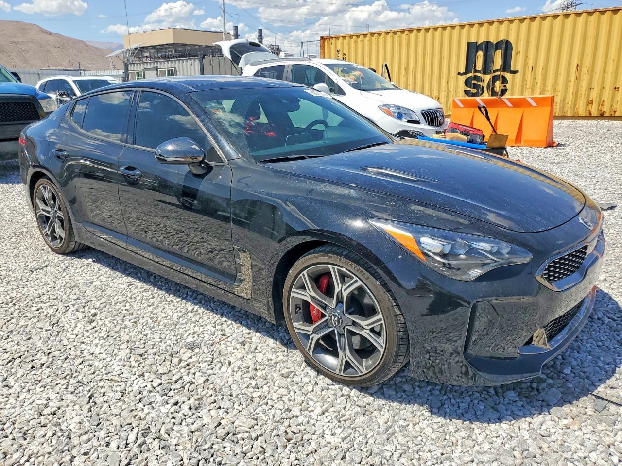 2021 KIA STINGER GT — Фото 4 из 12