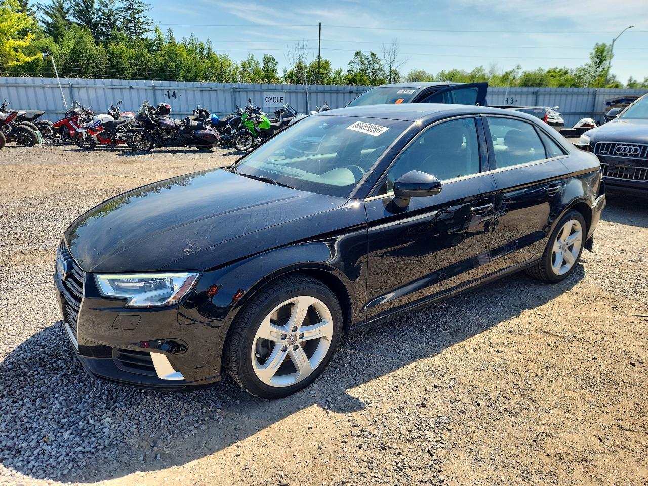 2018 AUDI A3 PREMIUM WAUAUGFF7J1086865