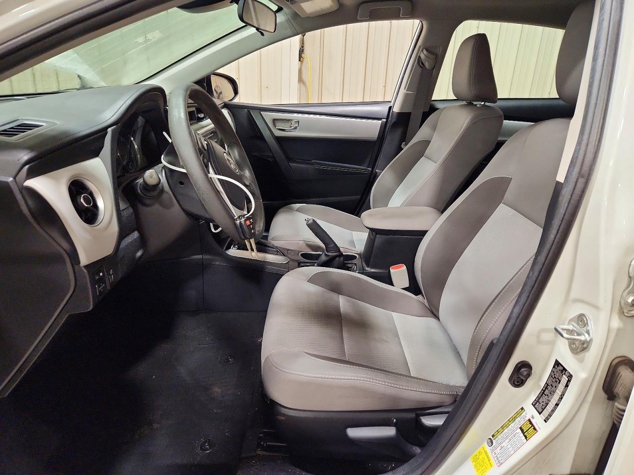 2018 TOYOTA COROLLA LE — Фото 7 из 13