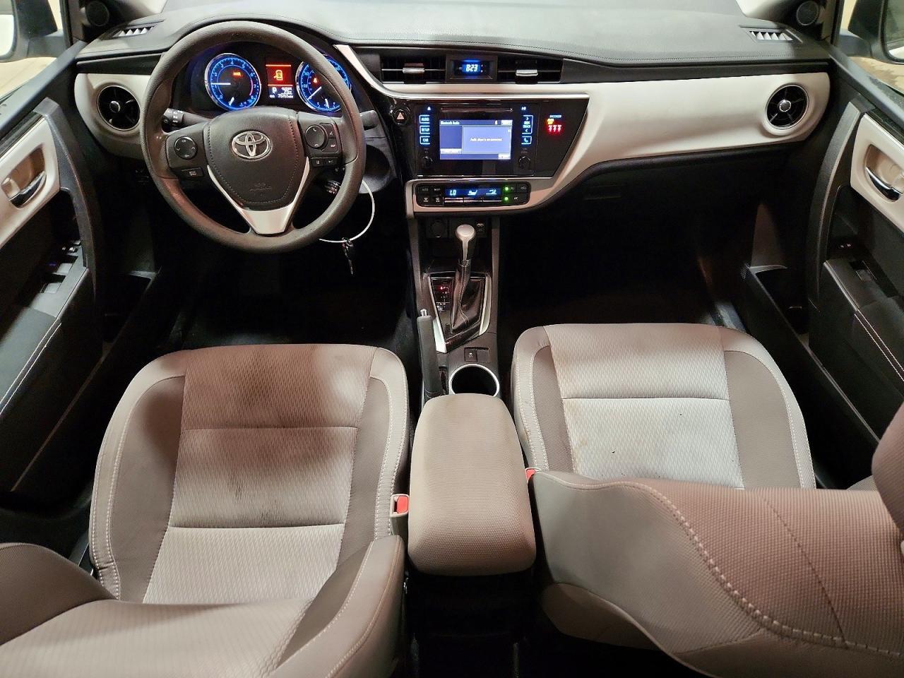 2018 TOYOTA COROLLA LE — Фото 8 из 13