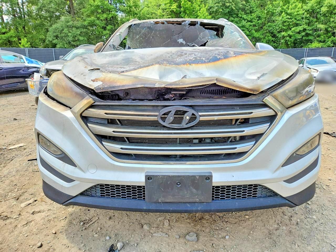 KM8J3CA48JU649405 2018 HYUNDAI TUCSON photo no. 5