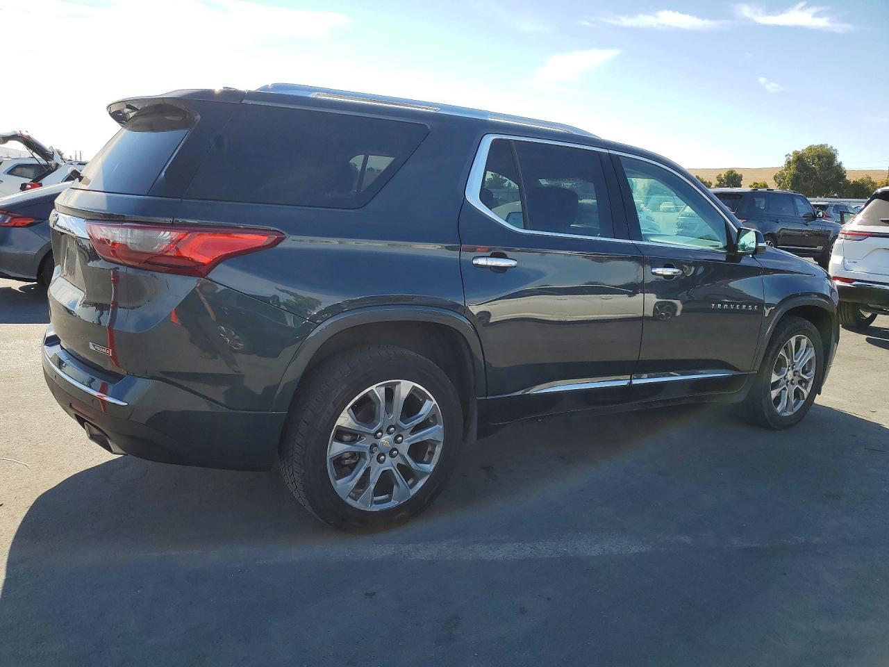 2018 CHEVROLET TRAVERSE PREMIER — Фото 3 из 13