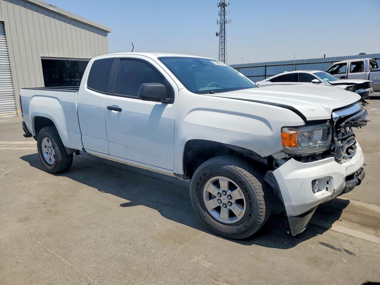 2018 GMC CANYON — Фото 4 из 12