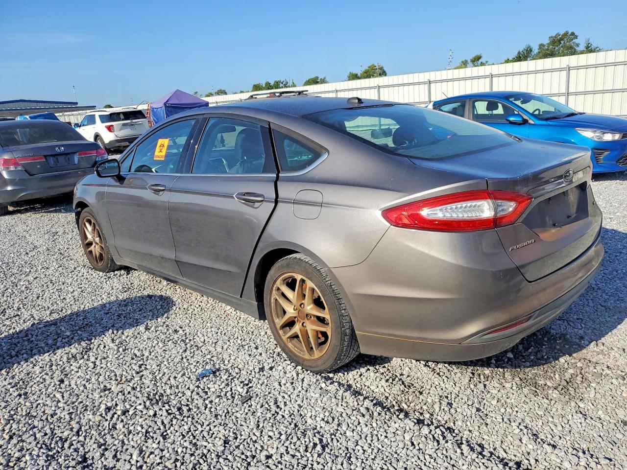 2014 FORD FUSION SE — Фото 2 из 12