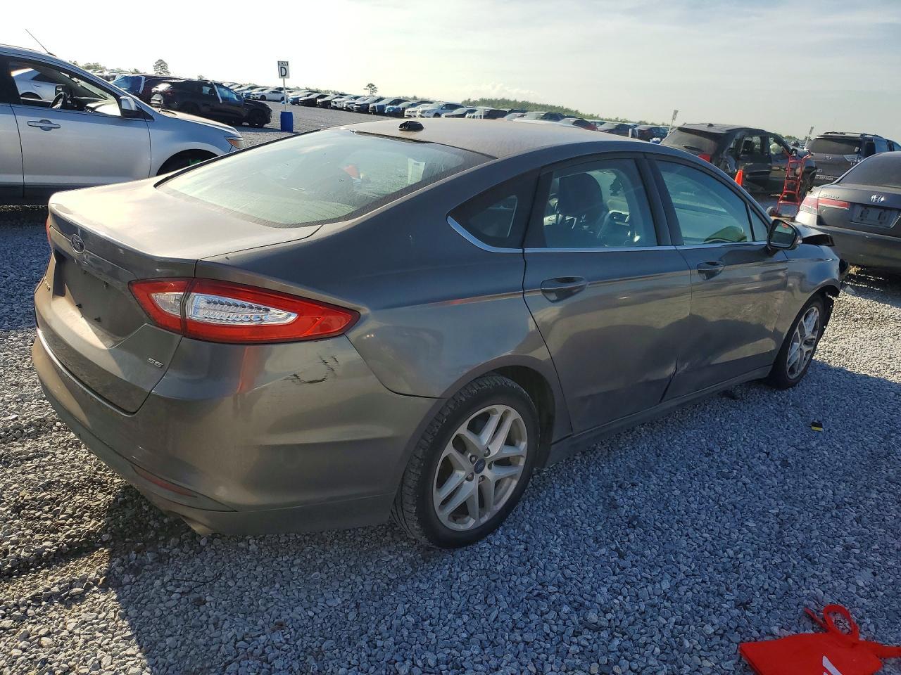 2014 FORD FUSION SE — Фото 3 из 12