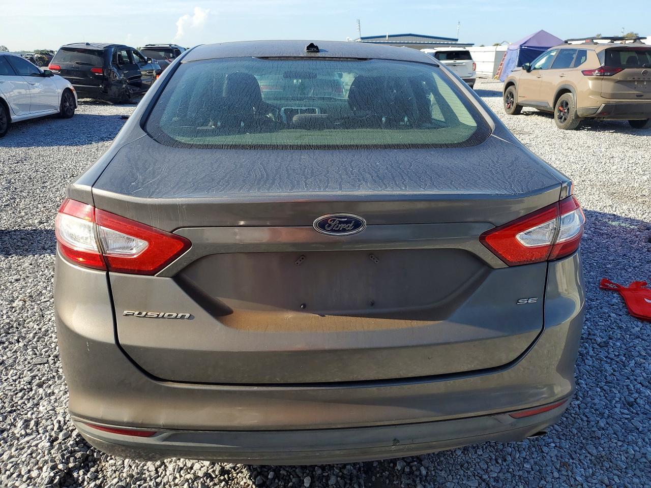 2014 FORD FUSION SE — Фото 6 из 12