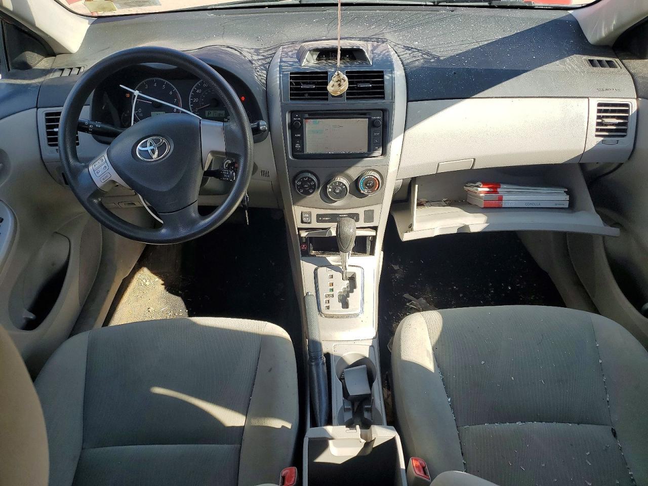 2T1BU4EE4DC045012 2013 TOYOTA COROLLA photo no. 8