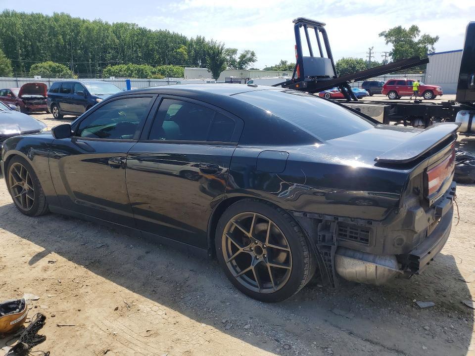 2013 DODGE CHARGER SE — Фото 2 из 13