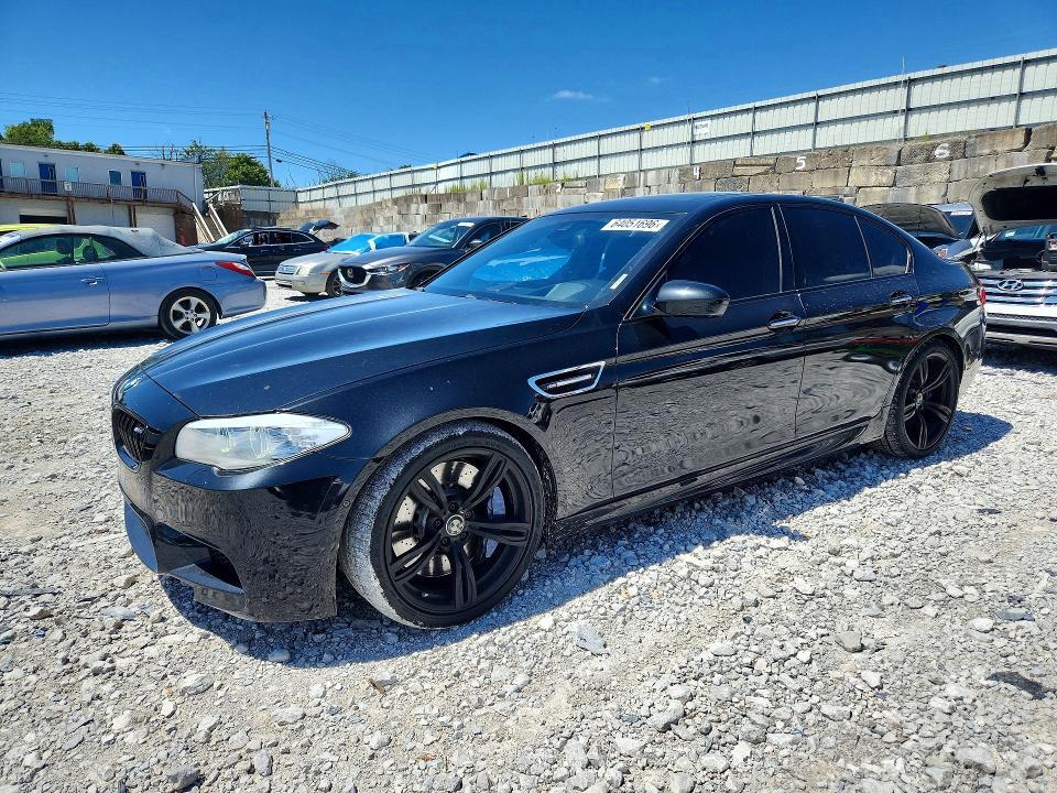 2013 BMW M5 WBSFV9C54DD096293