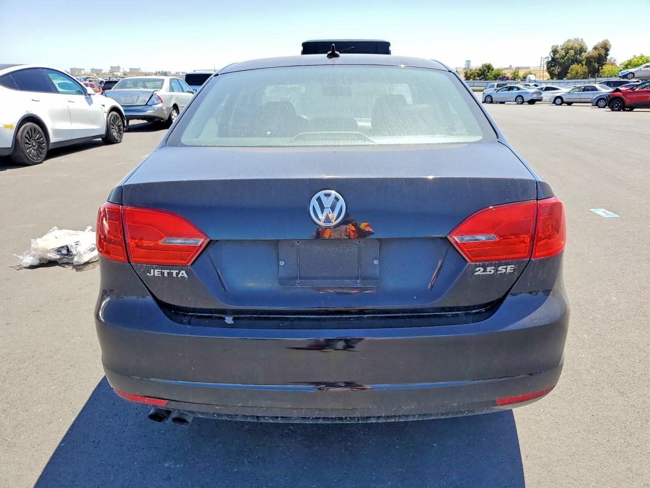 2013 VOLKSWAGEN JETTA SE — Фото 6 из 13