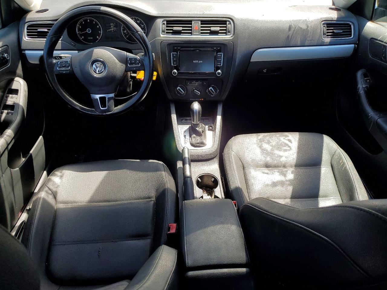 2013 VOLKSWAGEN JETTA SE — Фото 8 из 13