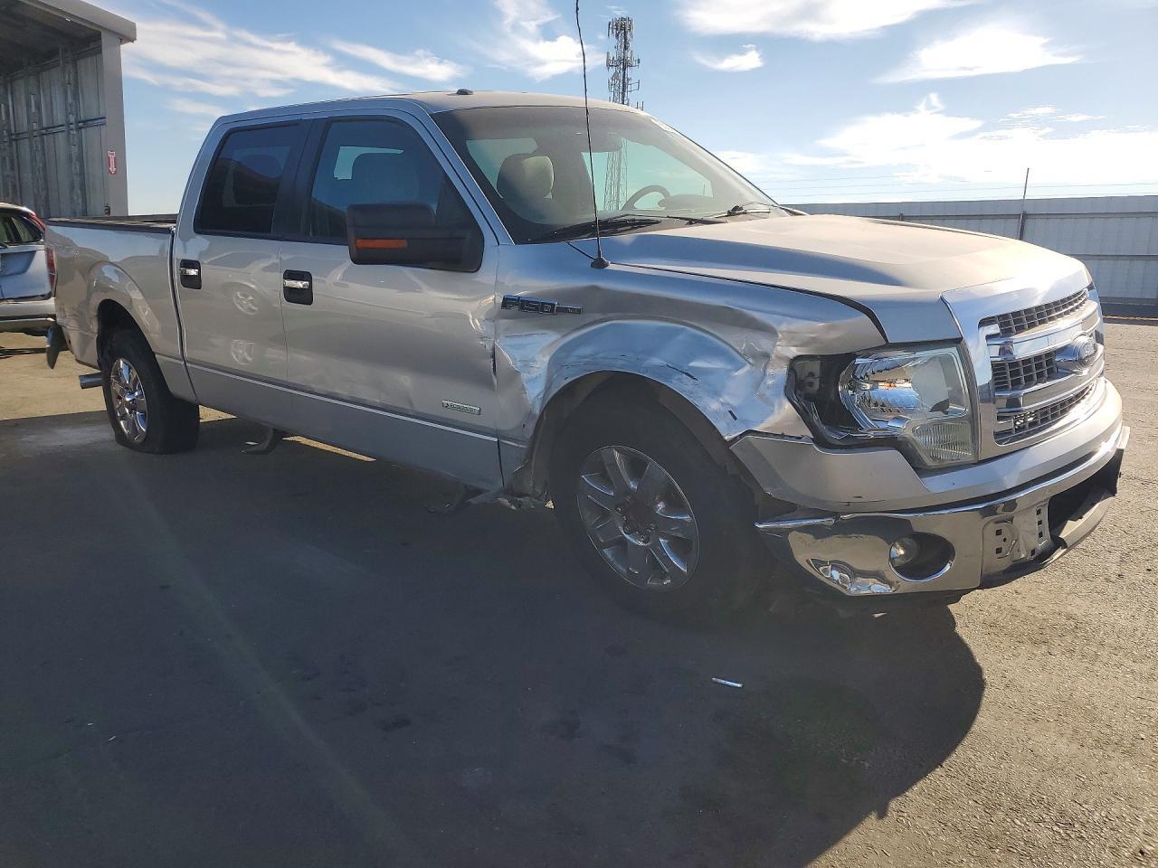 2013 FORD F150 SUPERCREW — Фото 4 из 12