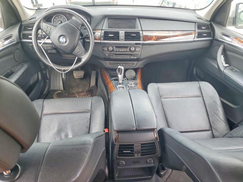 2012 BMW X5 XDRIVE35I — Фото 9 из 14
